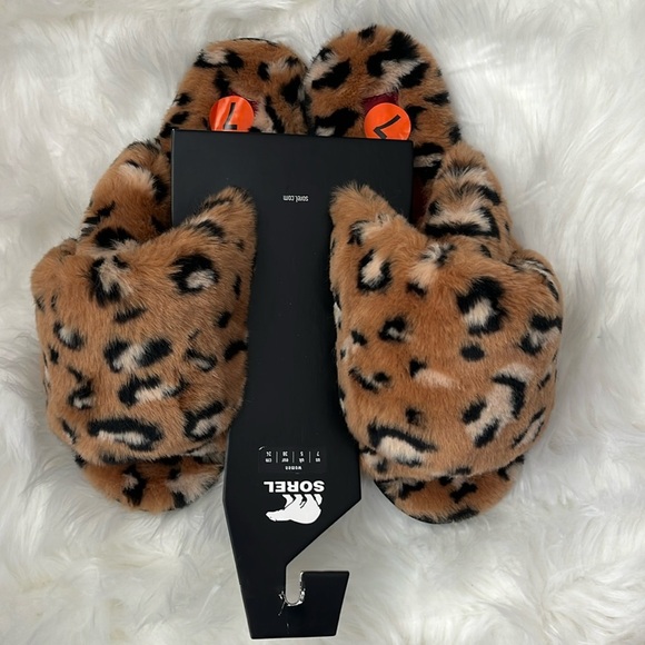 🆕 Sorel Go-Mail Run Slippers Faux Fur Leopard Print Size 7 - Picture 2 of 9
